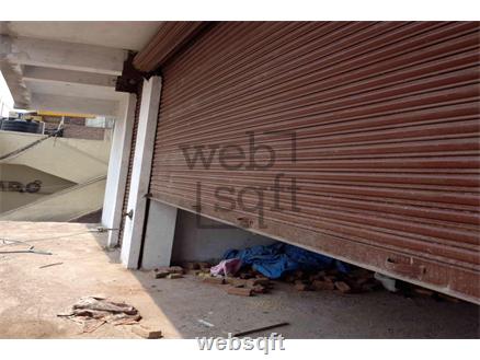 Retail showroom for Rent